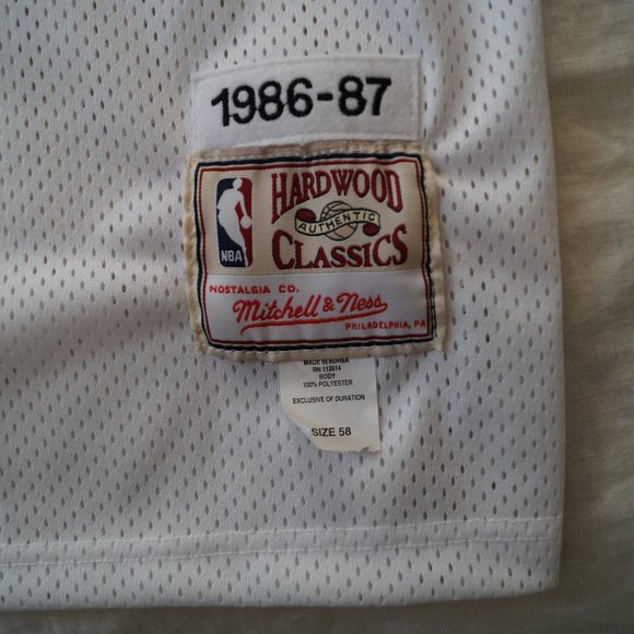 RARE Spud Webb Mitchell & Ness Hardwood Classics 86-87 Jersey White Size 58 - Picture 4 of 4